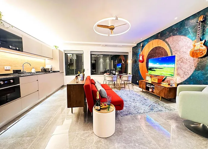 Prestige River View By Becherish *